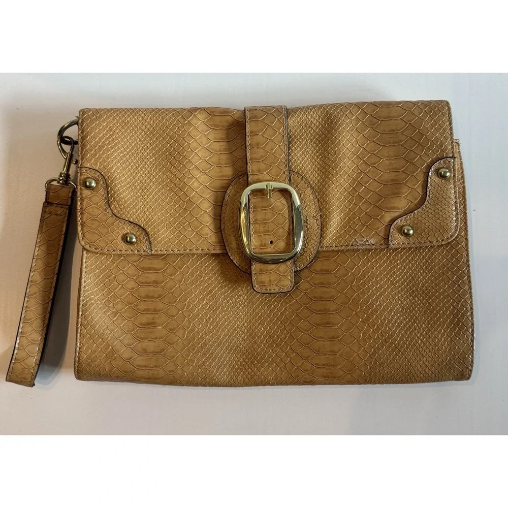 Snake Embossed Faux Leather Clutch Wristlet Camel Tan Y2K Boho Chic Purse